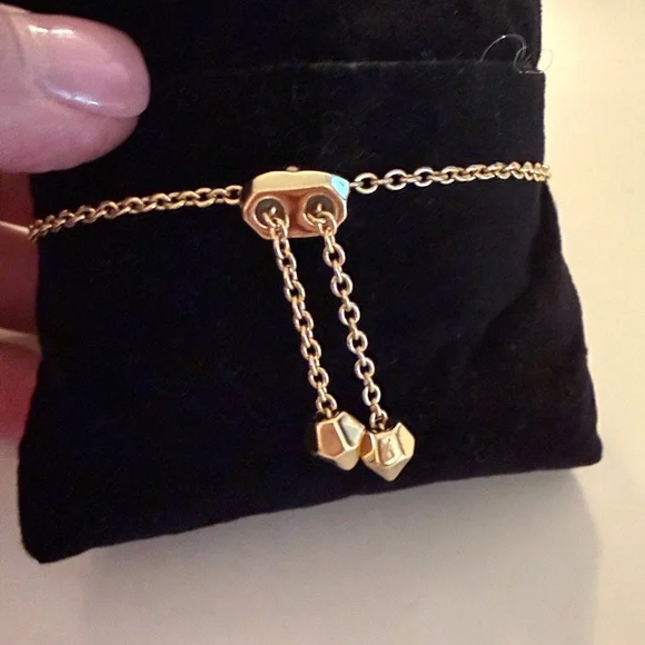 Kendra Scott Gold Bracelet with Light Pink Stone - Picture 4 of 4
